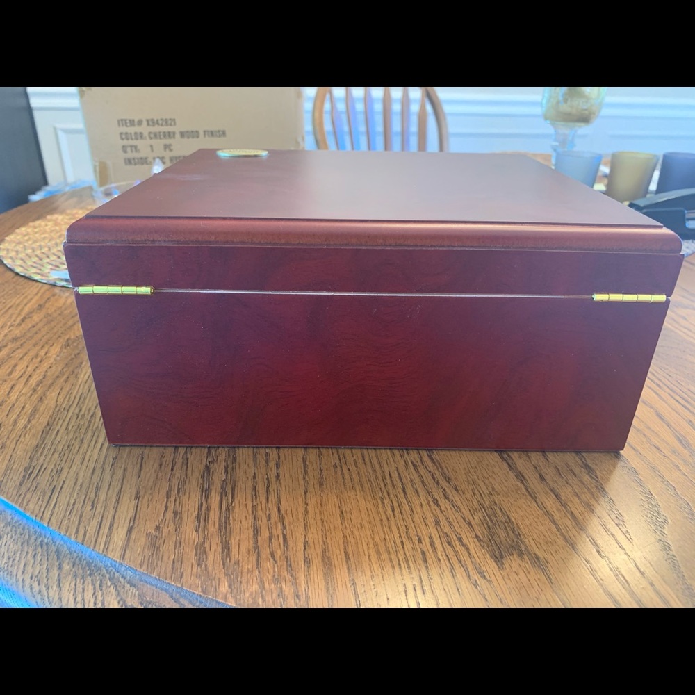 Humidor - Picture 6 of 6